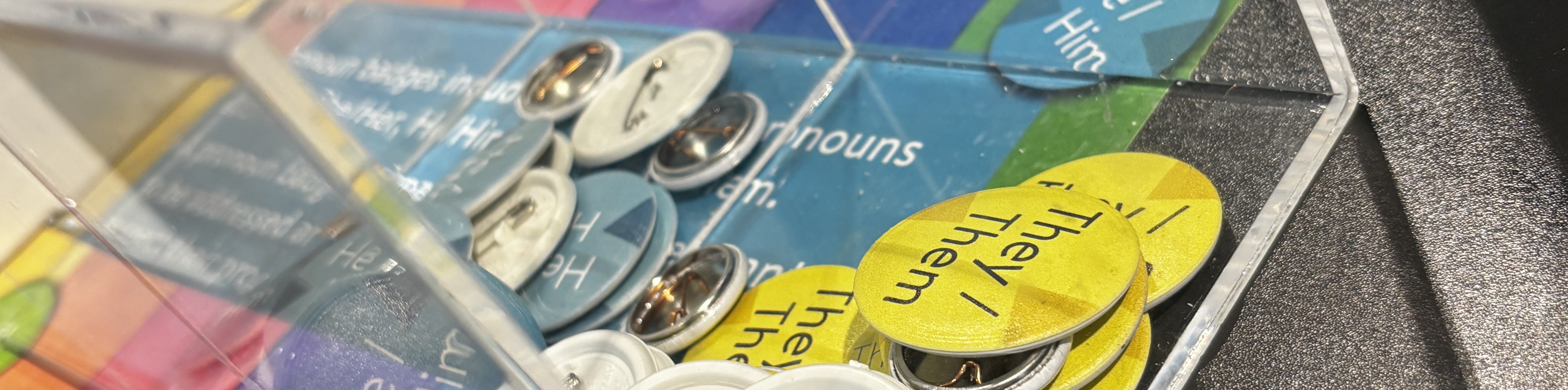 Image of pronoun badges